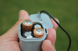 Ultrahangos madárijesztő nyestek, egerek, patkányok és rókák számára DRAGON ULTRASONIC CH300G