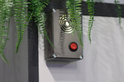 Vízálló ultrahangos madárijesztő martalócok, egerek és patkányok számára DRAGON ULTRASONIC H6T